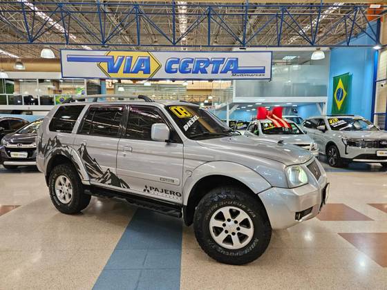 MITSUBISHI PAJERO SPORT 2.5 HPE 4X4 8V TURBO INTERCOOLER DIESEL 4P AUTOMÁTICO MITSUBISHI PAJERO SPORT 2.5 HPE 4X4 8V TURBO INTERCOOLER DIESEL 4P AUTOMÁTICO